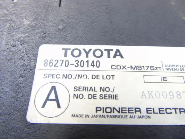 Changer CD Lexus GS300 II OEM 86270-30140 image 7