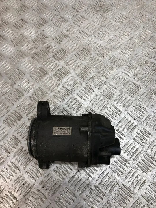 Begagnad servopump Skoda OEM 5Q0909144P image 5