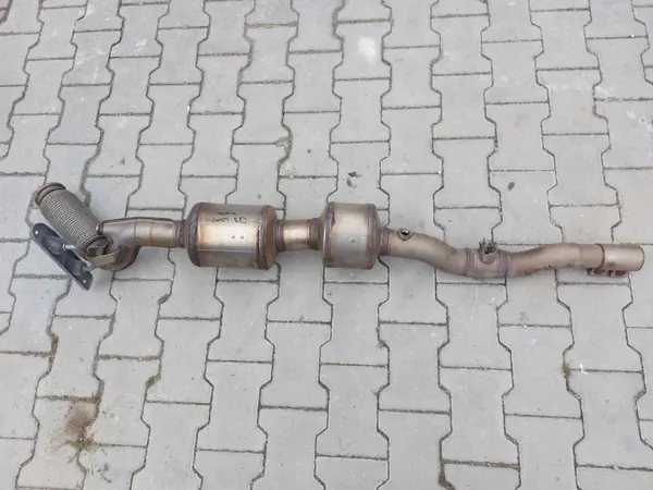 OEM 05L131701M Audi Q3 Katalysator Gebraucht image 2