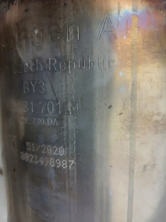 OEM 05L131701M Audi Q3 Katalysator Gebraucht image 4