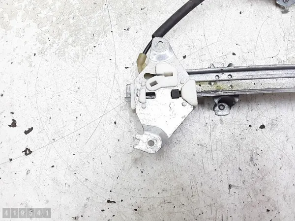 Nissan fönsterregulator OEM 400926b - Begagnad Del image 4