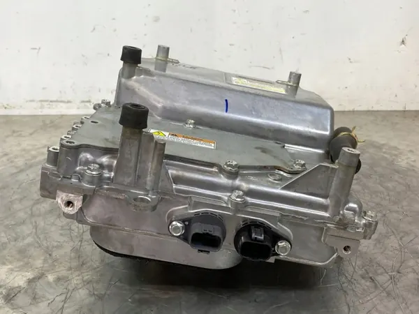 Front-Wandler OEM 9410A081 Mitsubishi Outlander 2014 image 5