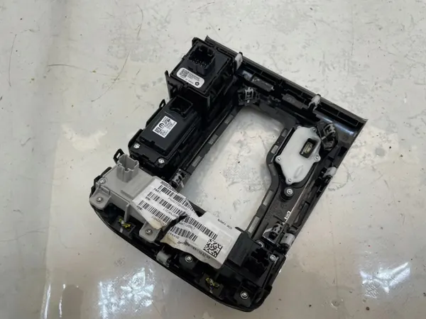 Marco indicador de cambios Jeep Compass II OEM 6WG77DX8AD image 5
