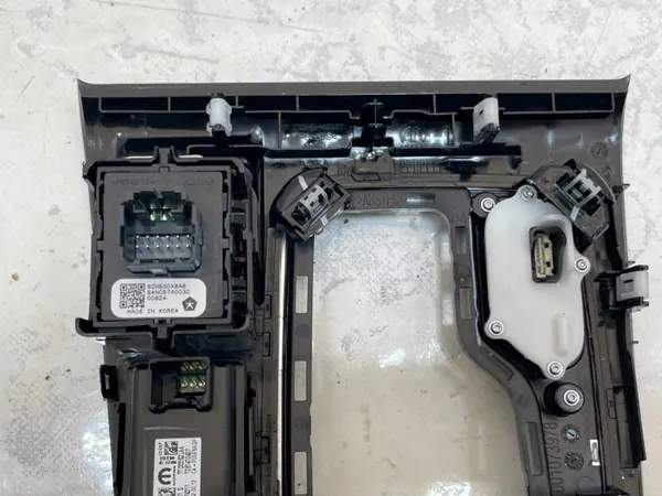 Marco indicador de cambios Jeep Compass II OEM 6WG77DX8AD image 7