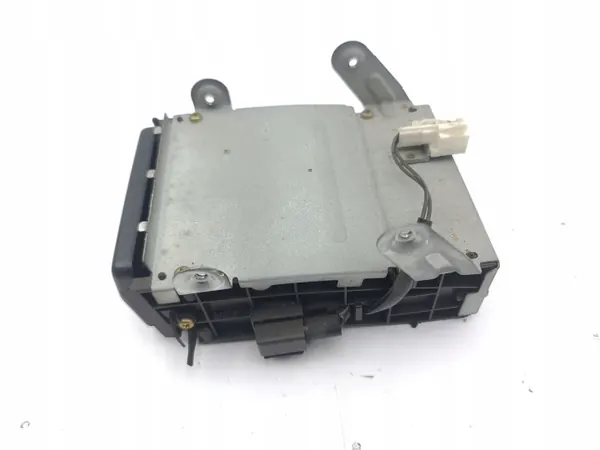 Nissan Tuhkakuppi OEM 66623AU000 X-Trail T30:lle image 3