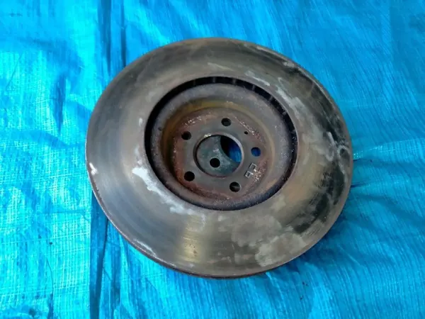 Remschijven & Blokken Audi Q5 80A OEM 310126173915 image 10