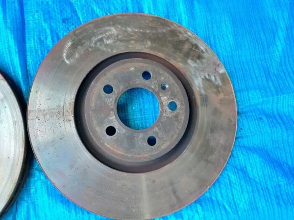 Remschijven & Blokken Audi Q5 80A OEM 310126173915 image 3