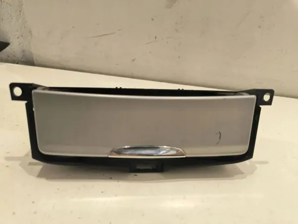 Cendrier Ford Galaxy III 15-23 OEM 8S71A04788 image 2