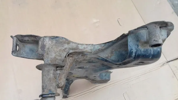 OEM AYC1667 Traverse Avant pour Toyota Corolla E12 image 10