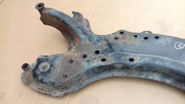 OEM AYC1667 Traverse Avant pour Toyota Corolla E12 image 3
