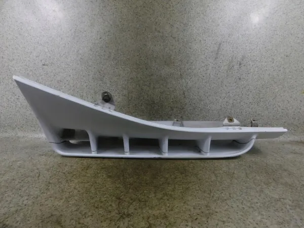 OEM 5042034100105 Hörnlist för Iveco Stralis image 2