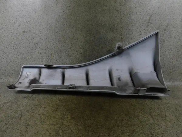 OEM 5042034100105 Hörnlist för Iveco Stralis image 3
