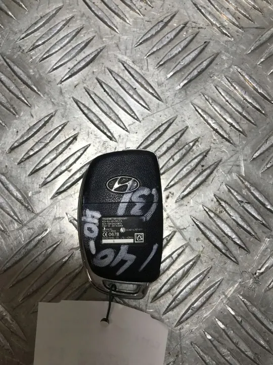 Hyundai i40 Schlüssel oder Karte OEM FBZ14473 - Gebraucht image 2