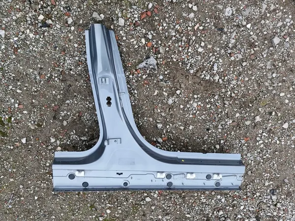 BMW G20 G21 G80 Rechter Pilarenbekleding image 1