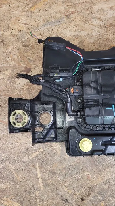 Réservoir AdBlue PEUGEOT 3008 P1002560 P1001672 P1002462 P1002641 image 6