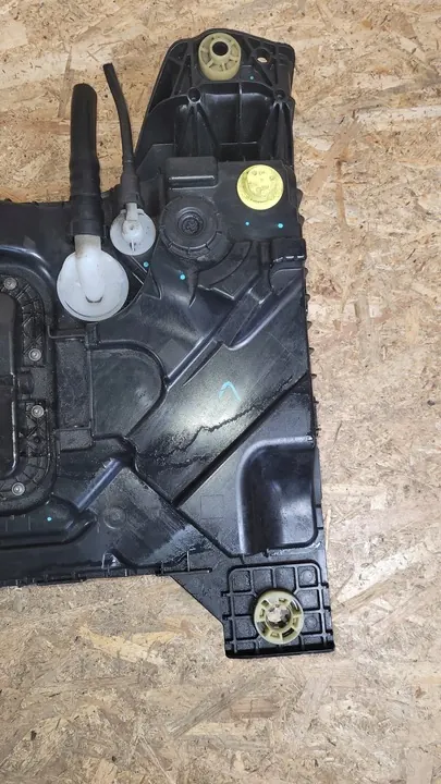 Réservoir AdBlue PEUGEOT 3008 P1002560 P1001672 P1002462 P1002641 image 8