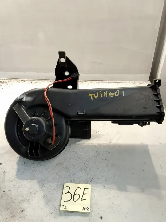 Renault Twingo Instrumentpanel Fläktmotor Hölje OEM image 2