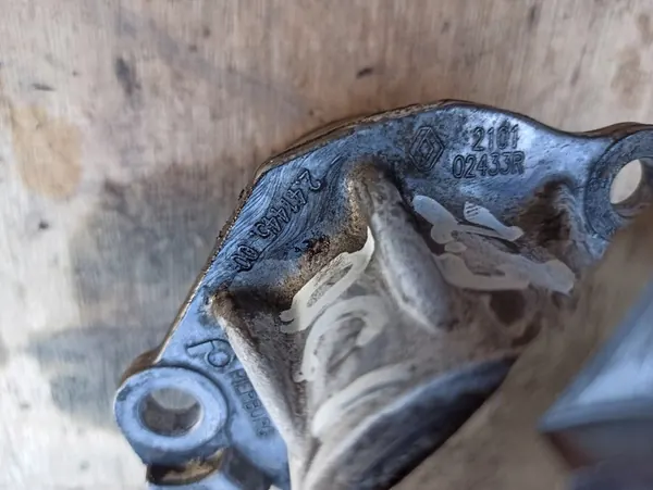 Vattenpump Nissan Navara NP300 2.3 DCI 210102433R image 3