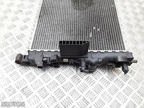 2013 Opel Astra Kylare 1400 Bensin OEM 13281773 image 3