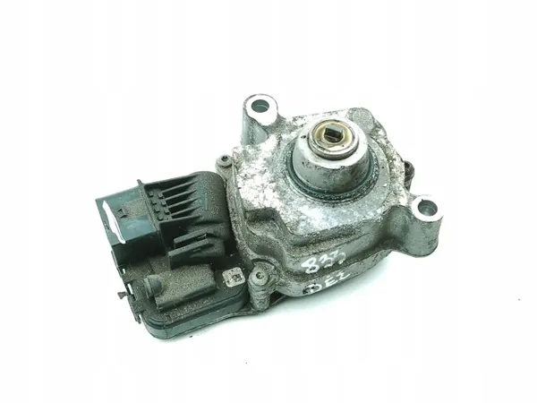 BMW X5 F15 2016 Reducermotor OEM 15296F2146 image 2