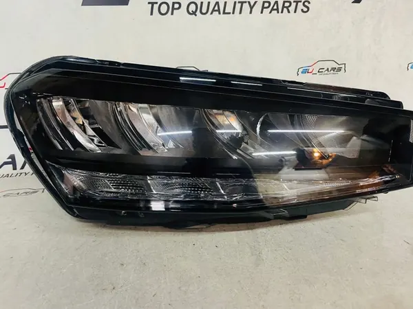 Farol direito Full LED Skoda Fabia IV image 4