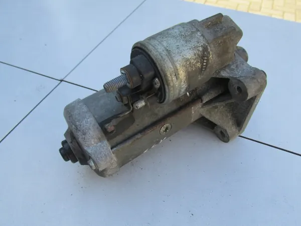 Motor de arranque C-MAX MK2 KUGA MK2 FOCUS MK3 1.5 TDCI 2017 image 3