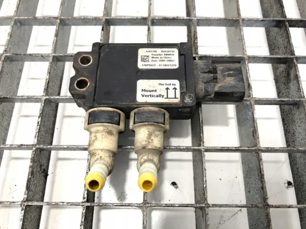 Sensor Temperatura SCR OEM 4307786 para DAF XF image 2
