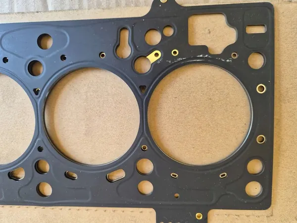 Cylindertätning 2.0TDI Ny 04L103383BL image 4