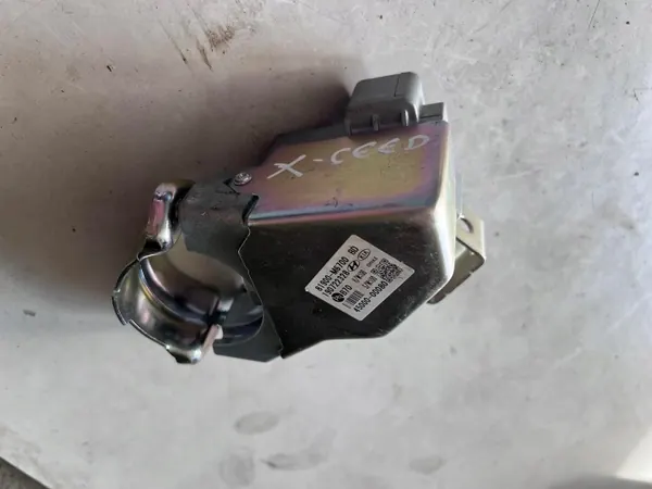 Serrure de direction Kia OE OEM 81900-M6700 - Occasion image 3