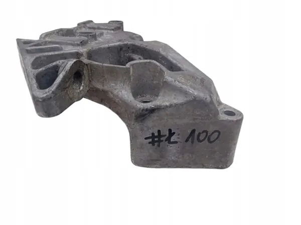Support moteur droit OEM 06F199207P pour Audi S3 8P image 4