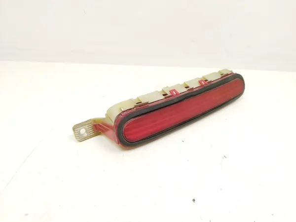 Luz de Freio Toyota OE 81570-0F011 image 2