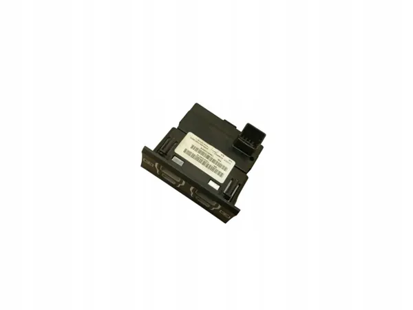 Enchufe USB Jeep Grand Cherokee WL OEM P68487349AB image 4