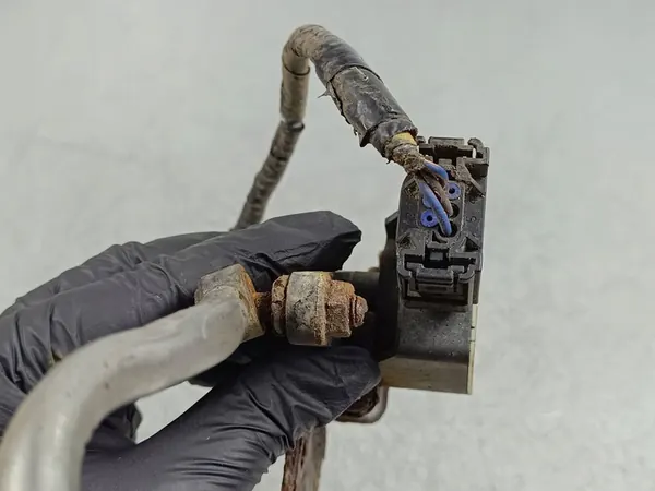 Sensor de suspensão pneumática dianteiro Jeep Grand Cherokee 2015 68164092A image 3