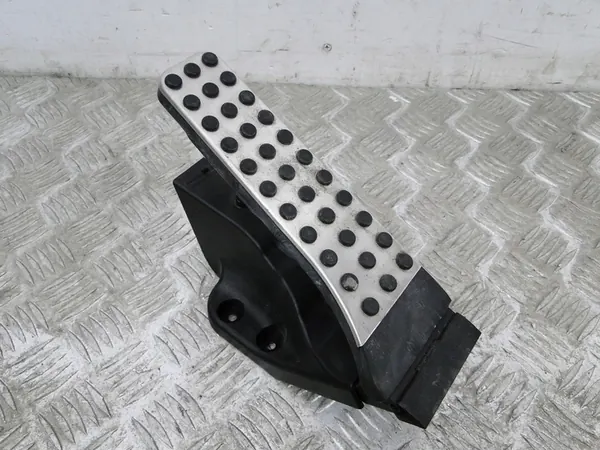 Pedale Acceleratore Mercedes E-Class W213 AMG A2053000104 image 2