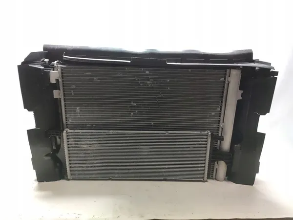 Complete Radiateurs A-Klasse W177 CLA C118 W247 250e Hybrid A2479067806 image 2