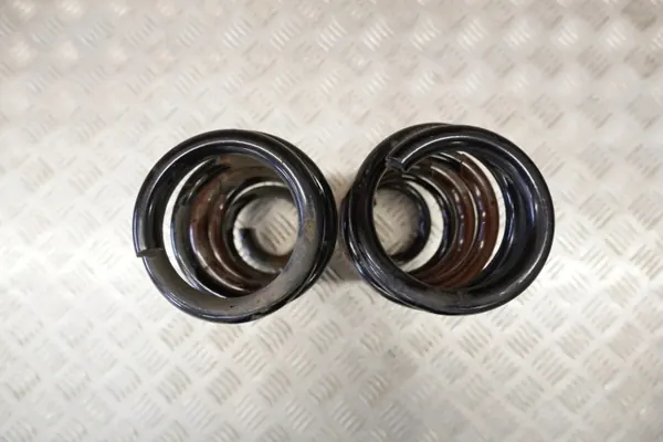 Toyota RAV4 Hinterachsfeder rechts OEM 48231-42390 image 4