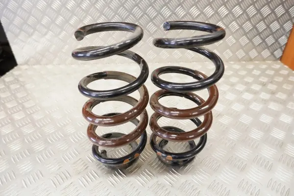Toyota RAV4 Hinterachsfeder rechts OEM 48231-42390 image 5