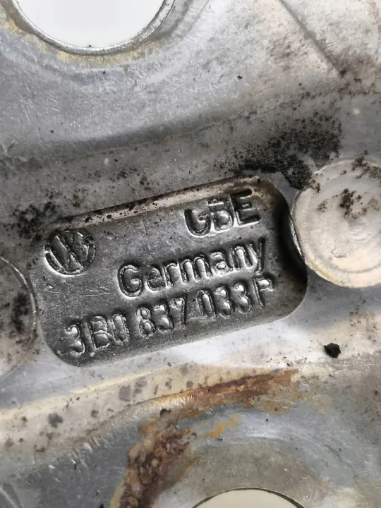 Attrape de serrure porte arrière Audi A6 C5 OEM 3B0837033F image 3
