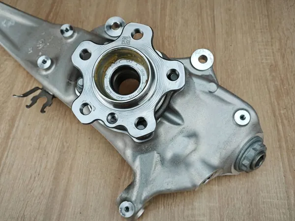 Etuvasen ohjausnivel OEM 6884385 BMW 840i image 3