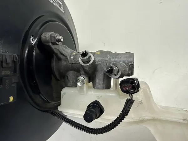 Bromsservo Ford Ecosport OEM GN152B195KC - Begagnad image 6