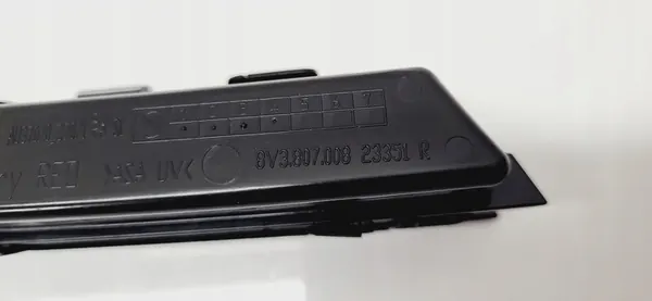 Rejilla Derecha Audi A3 8V S-Line OE 8V3807008 image 3