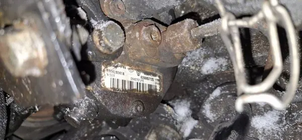 OEM 8200057225 Högtrycksbränslepump Renault Clio image 4