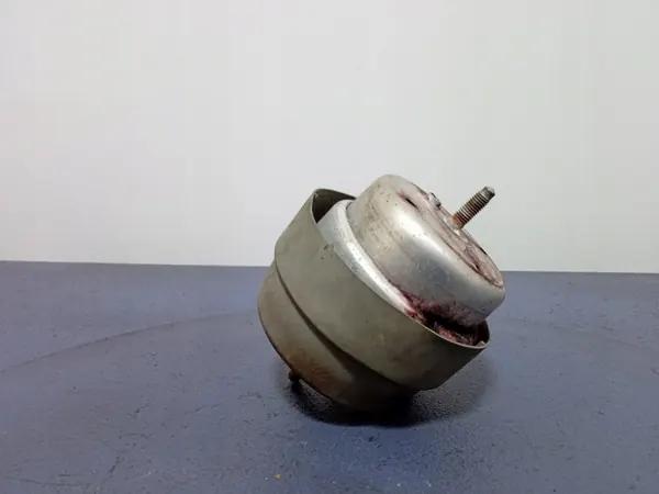 Support moteur OEM 8E0199382AG côté droit pour SEAT image 2