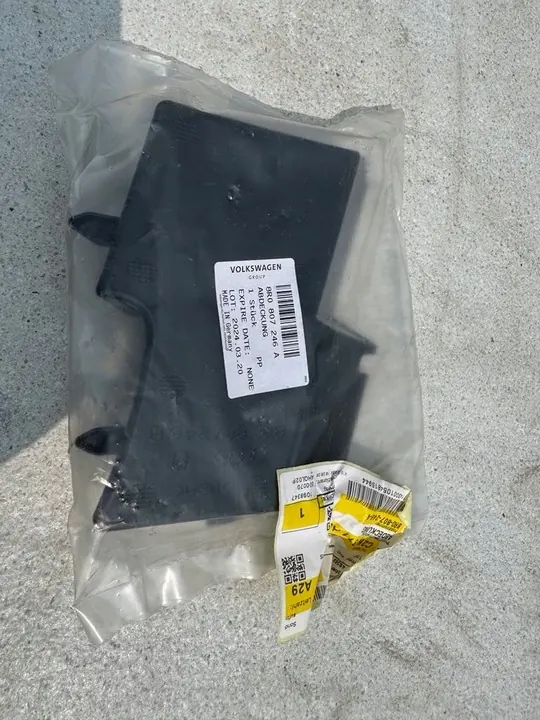 Tapa de parachoques delantero Audi Q5 8R S-Line OEM 8R0807246A image 3