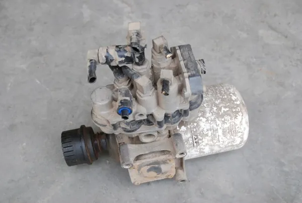 DAF OE Trocknerventil für XF 105 - Gebraucht image 3