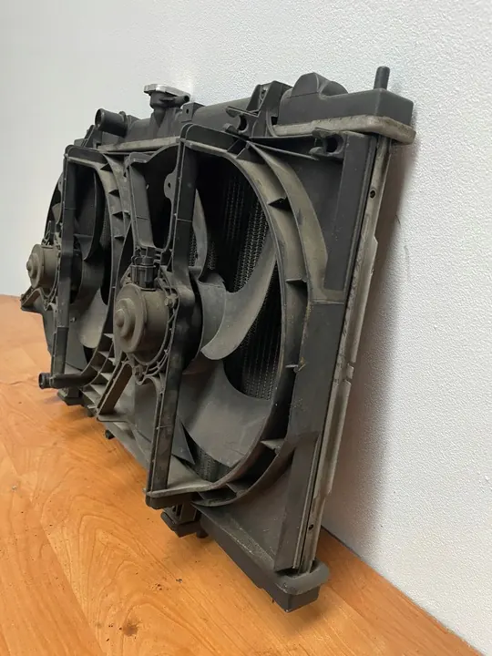 NISSAN ALMERA N16 1.8 Ventilador Radiador 21400 HSB00 image 3