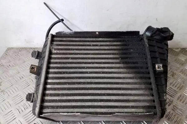Radiatore intercooler AUDI A6 AVANT 2.5L Diesel image 2