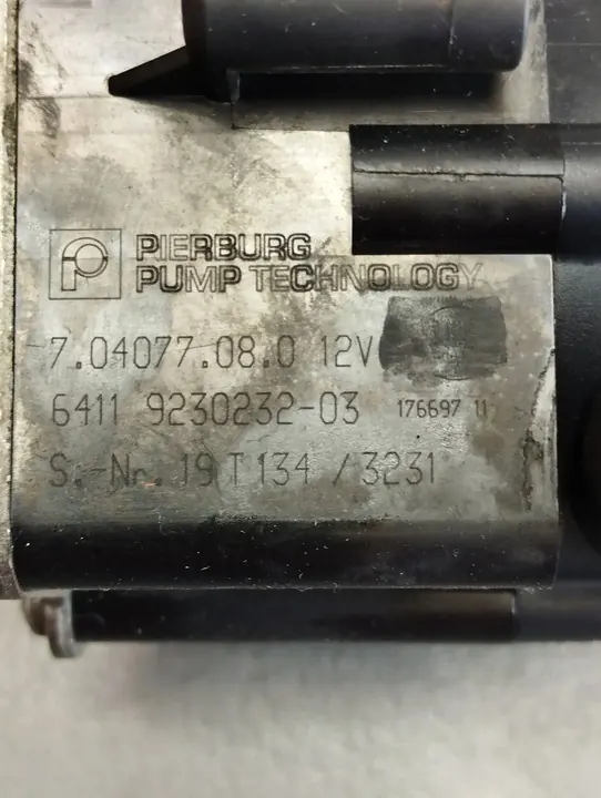 BMW X6 E71 Extra Vattenpump 9230232 image 2