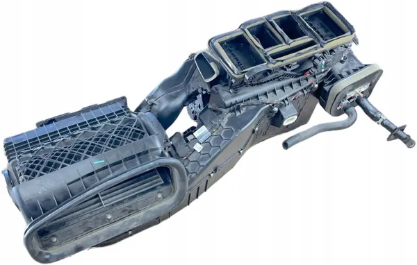 Lämmitysydin Mercedes W164 W251 OEM Bensiini image 3