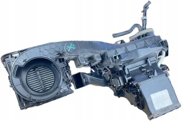 Lämmitysydin Mercedes W164 W251 OEM Bensiini image 6